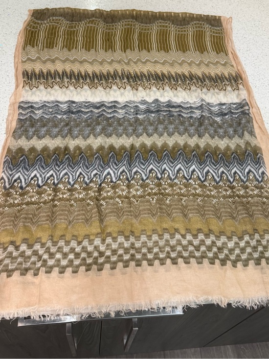 Missoni Accessories - Vintage and rare Missoni Peach & Olive Lightweight Patterned Scarf Shawl